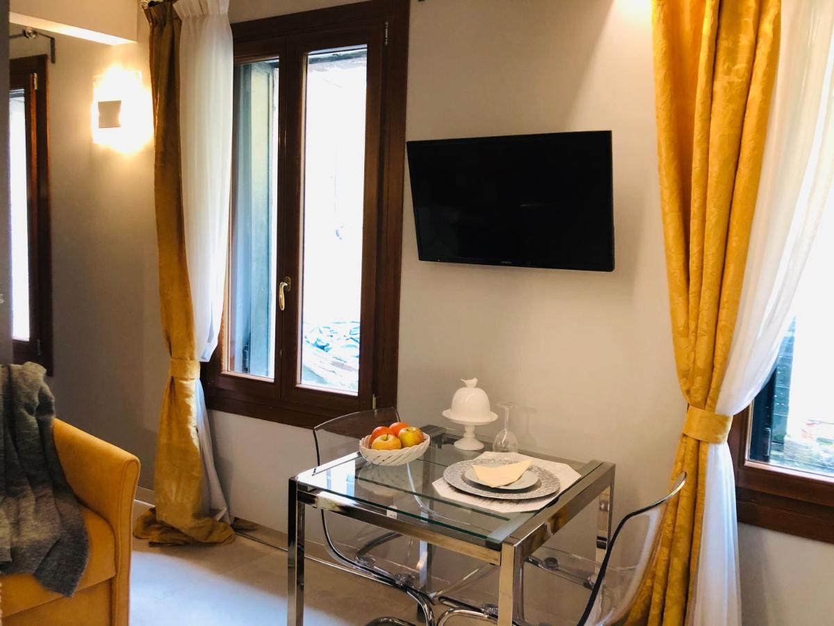 Suite Dream On The River Veneza Exterior foto