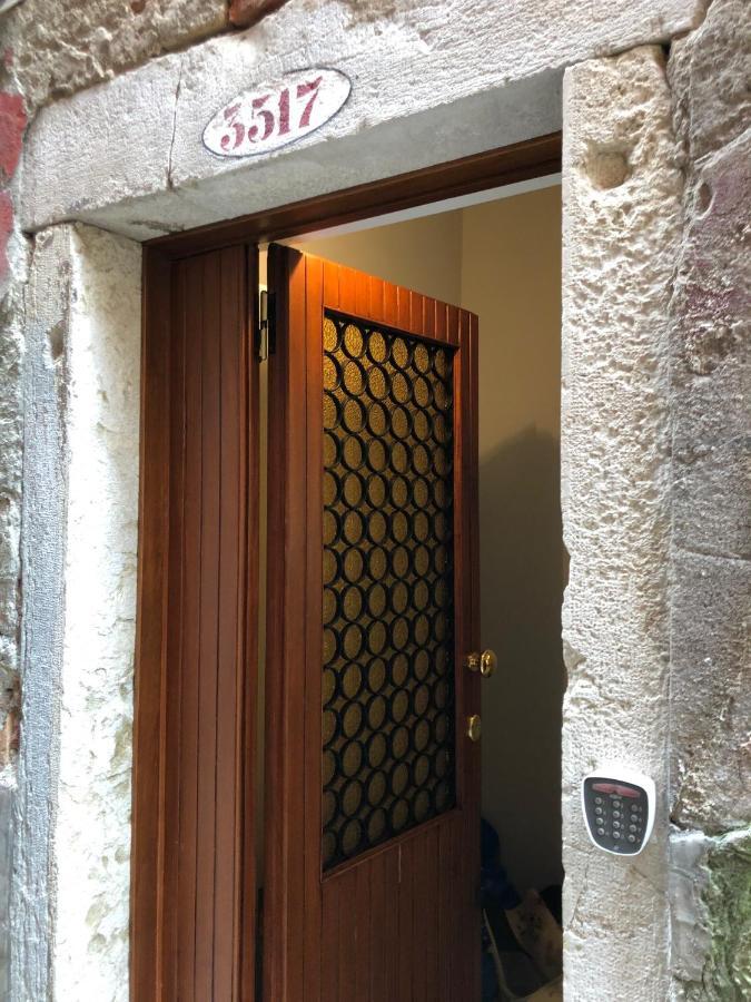 Suite Dream On The River Veneza Exterior foto